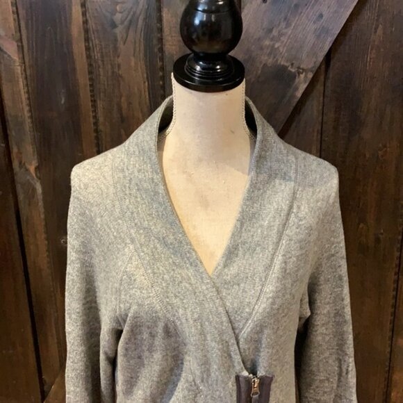 Eddie Bauer side zip sweater - Picture 3 of 13